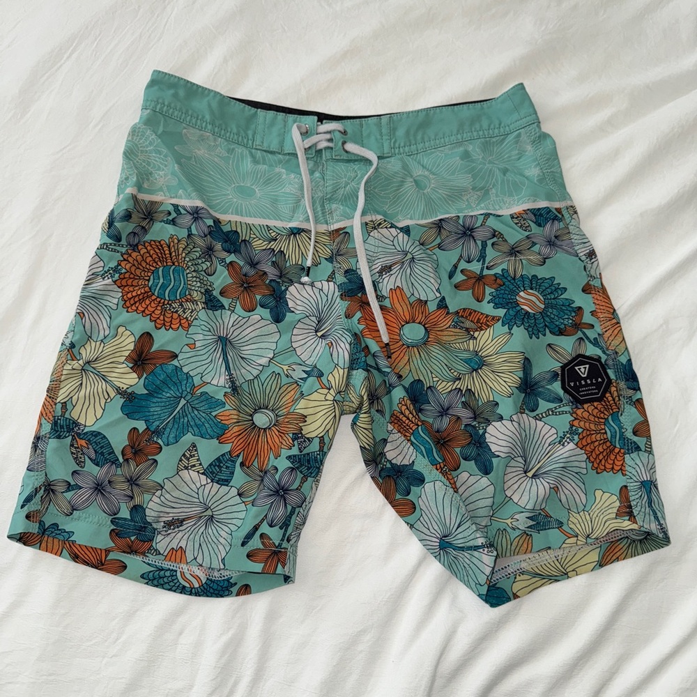 Vissla Floral Patterned Swim Shorts board shorts size 30